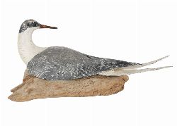 CARVED AND PAINTED WOODEN BIRD SCULPTURE