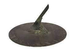 18TH-CENTURY BRONZE SUNDIAL