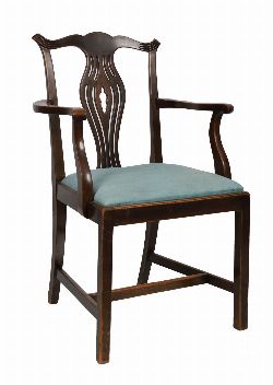 EDWARDIAN MAHOGANY CHIPPENDALE-STYLE SIDE CHAIR