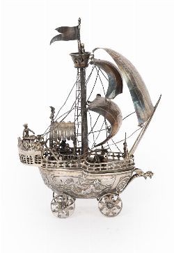 EARLY 20TH-CENTURY GERMAN SOLID SILVER MODEL SHIP BY BERTHOLD MÜLLER WITH ENGLISH IMPORT MARKS
