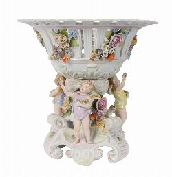 LARGE 19TH-CENTURY SITZENDORF RETICULATED COMPORT