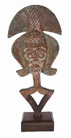 19TH / EARLY 20TH-CENTURY GABON KOTA (BAKOTA) RELIQUARY GUARDIAN FIGURE