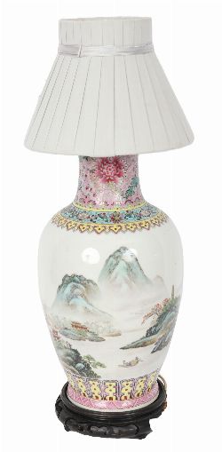 MID-20TH-CENTURY CHINESE PORCELAIN VASE CONVERTED TO A TABLE LAMP