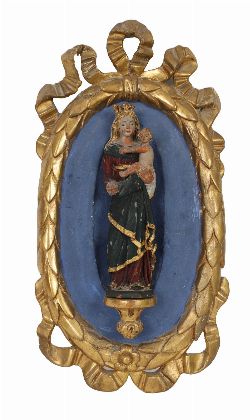 POLYCHROME AND CARVED IN THE ROUND VIRGIN AND CHILD, WITH OVAL GILTWOOD FRAME
