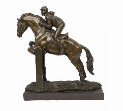 CONTEMPORARY BRONZE SCULPTURE, SHOWJUMPER WITH RIDER