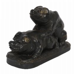 CONTEMPORARY BRONZE SCULPTURE GROUP OF PIGS