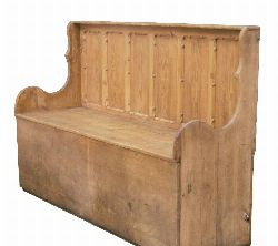 19TH-CENTURY PINE SETTLE BED