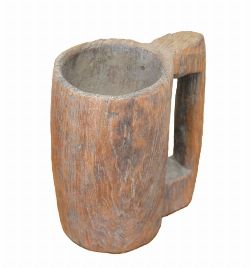 EARLY DUGOUT WOOD DRINKING VESSEL WITH HANDLE