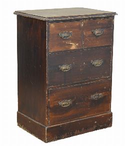 GEORGIAN PINE CHEST OF DRAWERS