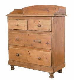 VICTORIAN PINE CHEST OF DRAWERS
