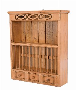 PINE WALL-MOUNTED PLATE RACK WITH THREE SPICE DRAWERS