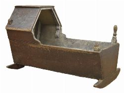 GEORGIAN PINE CHILDâ€™S CRADLE