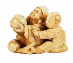 JAPANESE CARVED IVORY OKIMONO