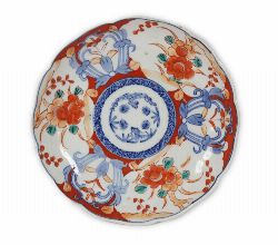 19TH - CENTURY JAPANESE IMARI DISH