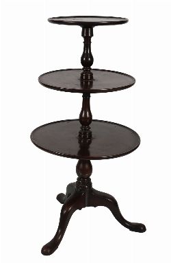 GEORGE III PERIOD THREE-TIER GRADUATED CIRCULAR DUMBWAITER
