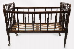 REGENCY MAHOGANY CRADLE