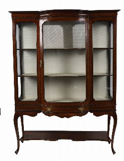 EDWARDIAN MAHOGANY AND CHECKERED-INLAID DISPLAY CABINET