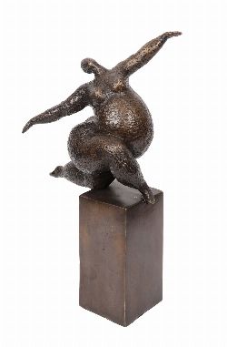 CONTEMPORARY ABSTRACT BRONZE SCULPTURE, DANCING FIGURE ON SQUARE PLINTH