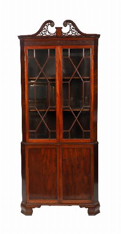 19TH-CENTURY MAHOGANY CORNER CABINET
