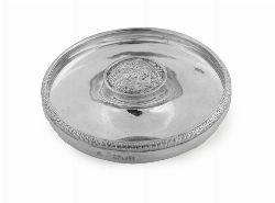 SILVER DISH, CENTRED BY A CROWN