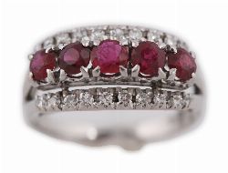 10CT WHITE GOLD RUBY AND DIAMOND RING