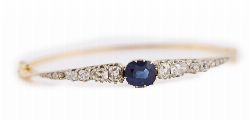 SAPPHIRE AND DIAMOND GOLD BANGLE