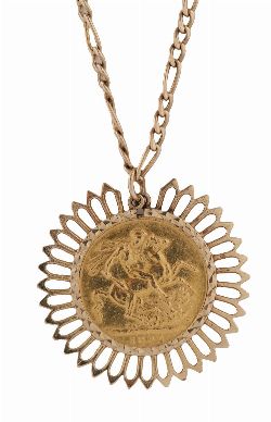 GOLD SOVEREIGN AND CHAIN