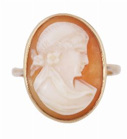 ANTIQUE 9K GOLD CAMEO RING