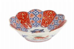 JAPANESE ARITA IMARI-PALETTE LOBED PORCELAIN BOWL