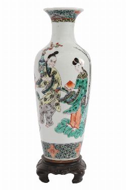 CHINESE KANGXI FAMILLE VERTE BALUSTER VASE