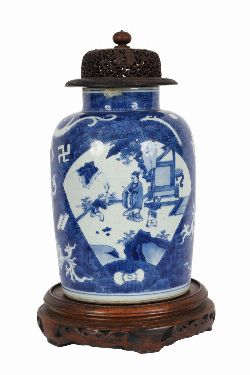 CHINESE KANGXI PERIOD BLUE AND WHITE GINGER JAR