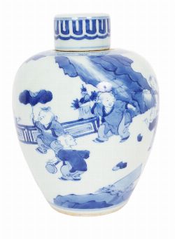 CHINESE QING BLUE AND WHITE GINGER JAR AND COVER