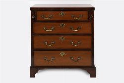 RARE GEORGE III PERIOD MAHOGANY BACHELOR'S CHEST, CIRCA 1780