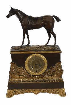 EARLY 19TH-CENTURY FRENCH ORMOLU AND BRONZE MANTEL CLOCK