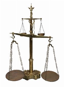 LARGE 19TH-CENTURY PORTUGUESE BRASS BUTCHER'S BALANCE SCALES