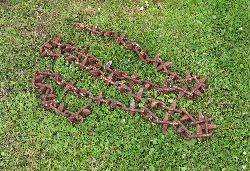 LONG LENGTH OF IRON GARDEN CHAIN, 120 FT
