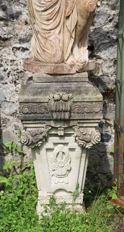 PAIR OF IMPOSING ITALIANATE STONE PILLARS