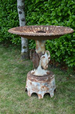 CAST IRON BIRD BATH
