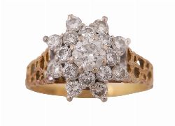 18CT GOLD AND DIAMOND RING