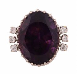 14CT GOLD AMETHYST AND DIAMOND CLUSTER RING