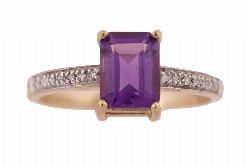 AMETHYST AND DIAMOND RING