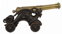 BRASS AND CAST-IRON SIGNAL CANNON
