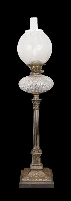 LATE VICTORIAN CUT CRYSTAL TABLE OIL LAMP