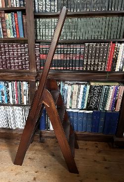 EDWARDIAN MAHOGANY FOLDING LIBRARY LADDER