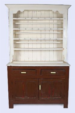 19TH-CENTURY IRISH PINE KITCHEN DRESSER
