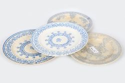 COLLECTION OF 4 BLUE AND GREEN SPONGEWARE PLATES