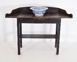 GEORGIAN PINE WASHSTAND