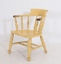 19TH-CENTURY SMOKER'S BOW / CAPTAIN'S CHAIR