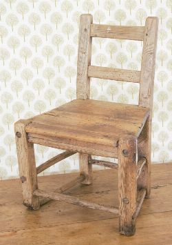 19TH-CENTURY ASH AND PINE SUGAN CHAIR