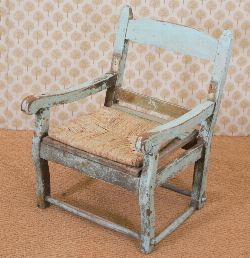 19TH-CENTURY SUGAN CHAIR